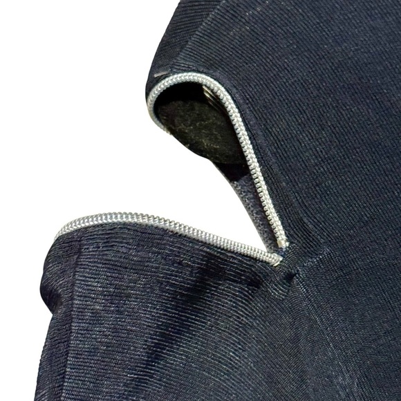 Chicos Travelers Very Dark Blue Black Zip Shoulder Slinky Stretchy Blouse - Picture 8 of 12